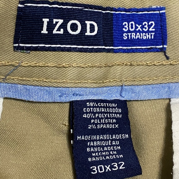 IZod Straight Khakis. - Picture 3 of 3